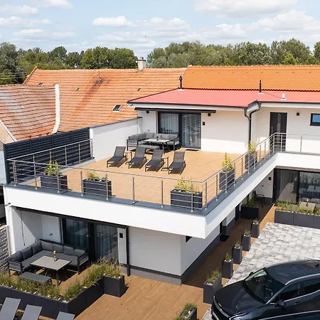 Kar-la Appart hôtel *