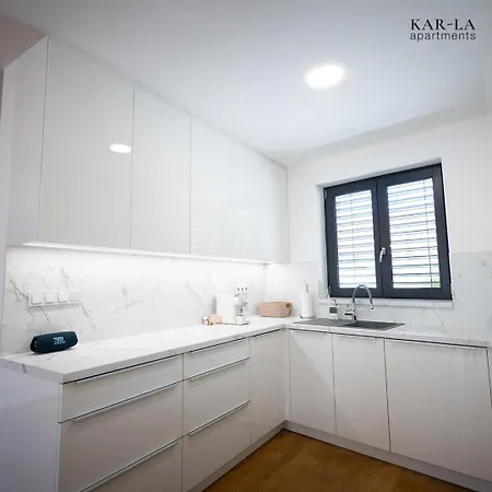 Hotel apartamentowy Kar-la